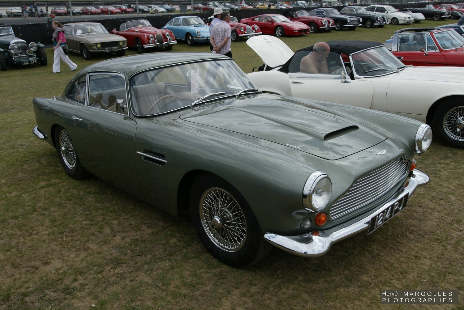 1958_Aston Martin DB4 Vantage-01.JPG
